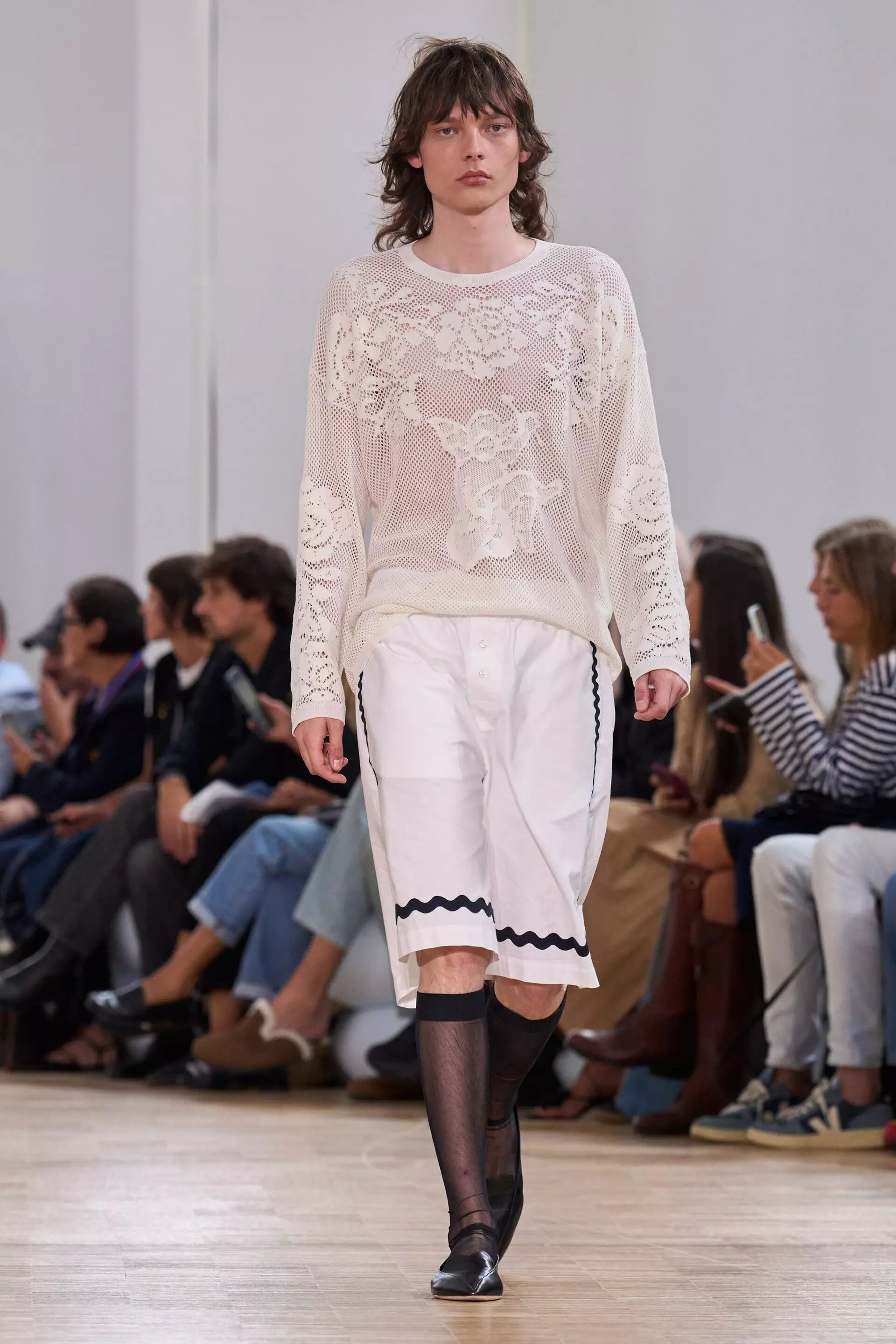 Embroidered Shorts White